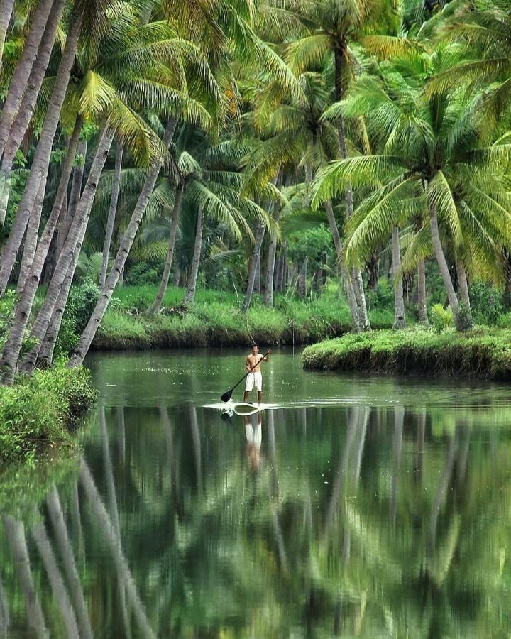 Hotel Arrys Watukarung Surfcamp Kalak Exteriér fotografie